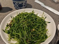 炒豆苗-荣家小吃(紫阳街店)