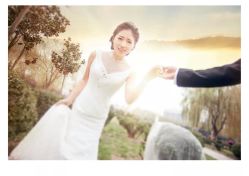 -太郎花子婚纱摄影艺术中心