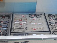 -明月眼镜(三坝店)