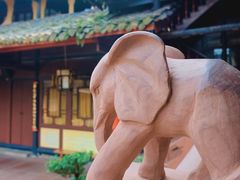 -峨眉山报国寺