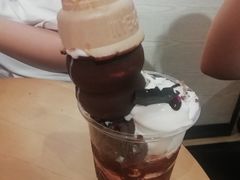 扑扑满杯巧克力配蛋糕华夫脆-DQ·蛋糕·冰淇淋(苏州中心店)