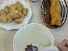 -兄弟深夜豆浆