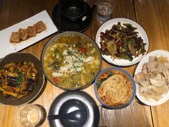 -十三式重庆江湖菜(金茂览秀城店)