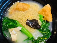 -广州中心皇冠假日酒店-环市食坊·海鲜自助餐厅