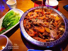 -胖哥俩肉蟹煲(万国店)