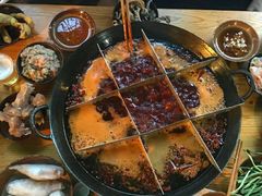 -岗上渣渣老火锅(两路口店)