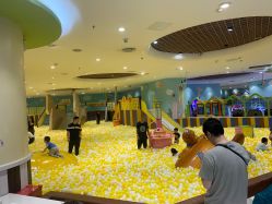 -MELAND(郑州万象城店)