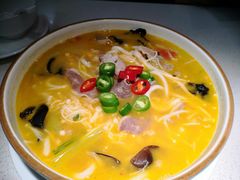 -南枝记·港式打边炉(新北万达店)