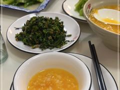 -七的湖·晚芳亭·阳澄湖农家菜·大闸蟹(莲花岛店)