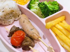 -西语炭烧牛排·西厨(石龙店)