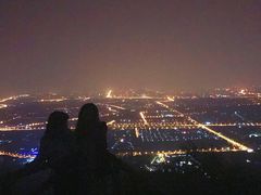 -鬼笑石后山停车场