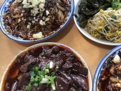 -赵姐猪耳朵饭店