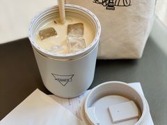 危地马拉枫糖冰淇淋 冰拿铁-Manner Coffee(港汇恒隆广场店)