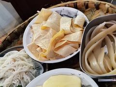 千层肚-王婆乔鲜鱼自助火锅(蜀汉路店)