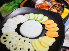 -三国惹火烤肉·中日韩烤肉集合店(百草路店)