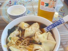 -笑来喜馄饨小笼工坊店(湖滨街店)