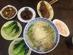 爆鱼面-同得兴 Since·1995 传统苏式面馆(嘉馀坊店)