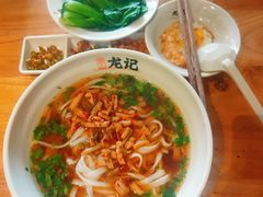 -湘人龙记老长沙米粉(华普国际大厦店)