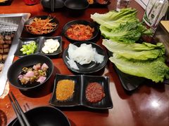-肉甲韩国木炭烤肉(新壹街1店)