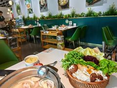 -烹然四季椰子鸡火锅(姚家园万象汇店)