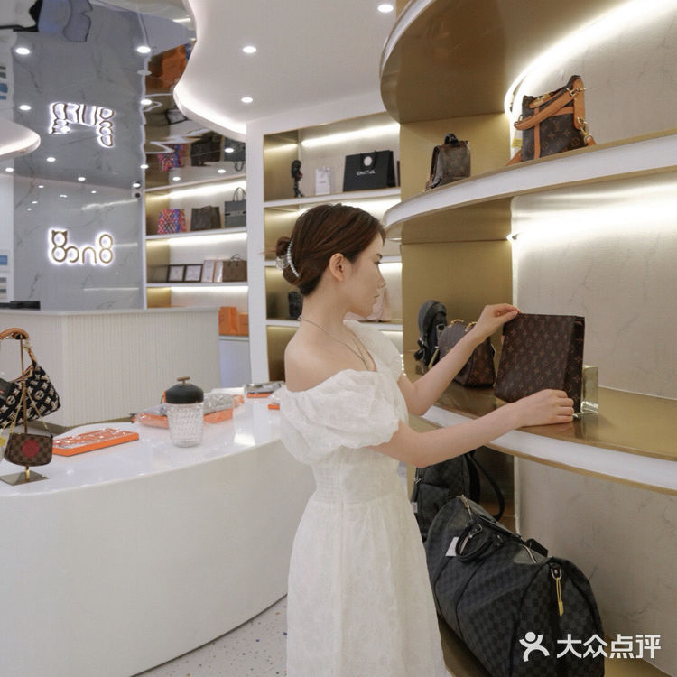 杭州最大中古店|几百就能买LV！随手一拍还能出片~