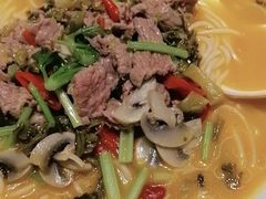 -粉小主·贵州酸汤牛肉粉(南京仙林金鹰店)