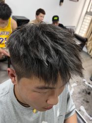 -潮流町·男士烫染发型定制