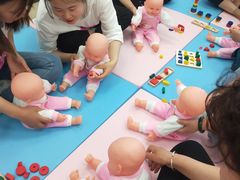 -爱月宝月嫂·育儿嫂