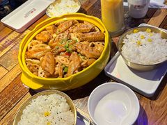 -多嘴肉蟹煲(万达店)