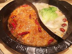 -九牧鱻·渝老鬼重庆火锅(人民路店)
