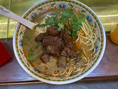 -金杨拉面王小吃面馆·牛三宝面·红烧牛肉粉
