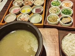 -良米山·云南野生菌过桥米线(上海首店)