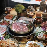 南京超正宗东北烤肉！！大口吃肉太爽啦！！