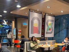 -麦当劳(轻轨曹杨路店)