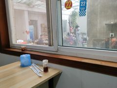 靠窗位-大兴街扣碗包子馆