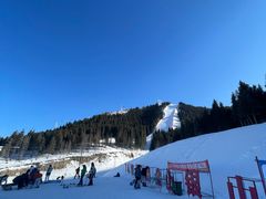 -丝绸之路山地度假区滑雪场