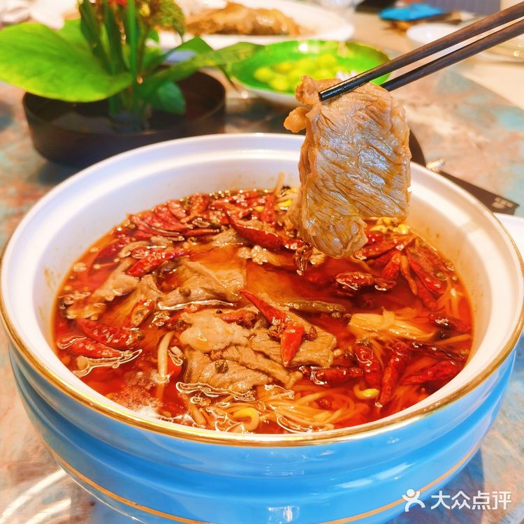 360度全湖景视觉粤菜馆｜悦膳坊