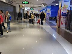 -家乐福(四元桥购物中心店)