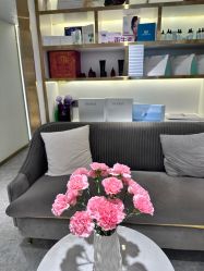 -MIDA蜜哒•科技逆龄美肤连锁