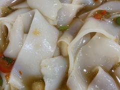 -裕新楼粉面馆·石磨手工粉(四方坪店)