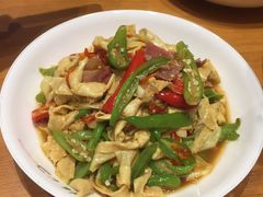 火腿炒农家豆腐皮-辣公子·千岛湖私房菜(滨江店)