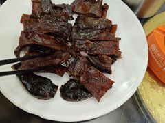 -湖南人家湘菜馆(镇江路店)