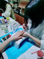 -潮店·虞妃妮轻奢美甲美睫馆