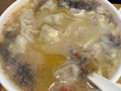 -八百里牛肉汤(盖饭·锅贴·万象城店)