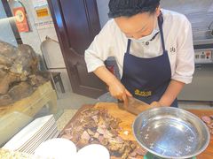 -磨沟沿老字号牛肉面·清真(金港城店)