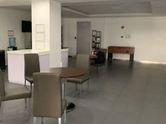 -上海星瀚奔驰4S店(红柳路店)