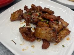 -侬佳蒸菜馆(听潮店)