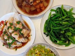 -天鹅到家·保姆月嫂育儿嫂(蔚蓝海岸店)