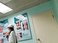 -同仁验光配镜(中心店)