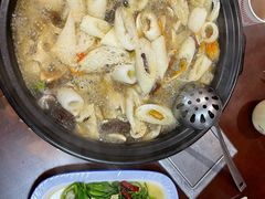 -菌之家·专业纯野生菌火锅·特色炒菌
